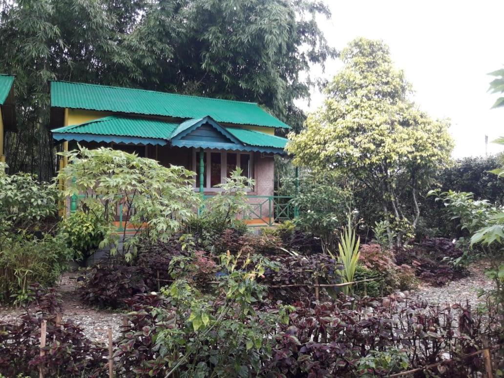Garumara Green Wilderness Resort Jalpaiguri Exterior photo